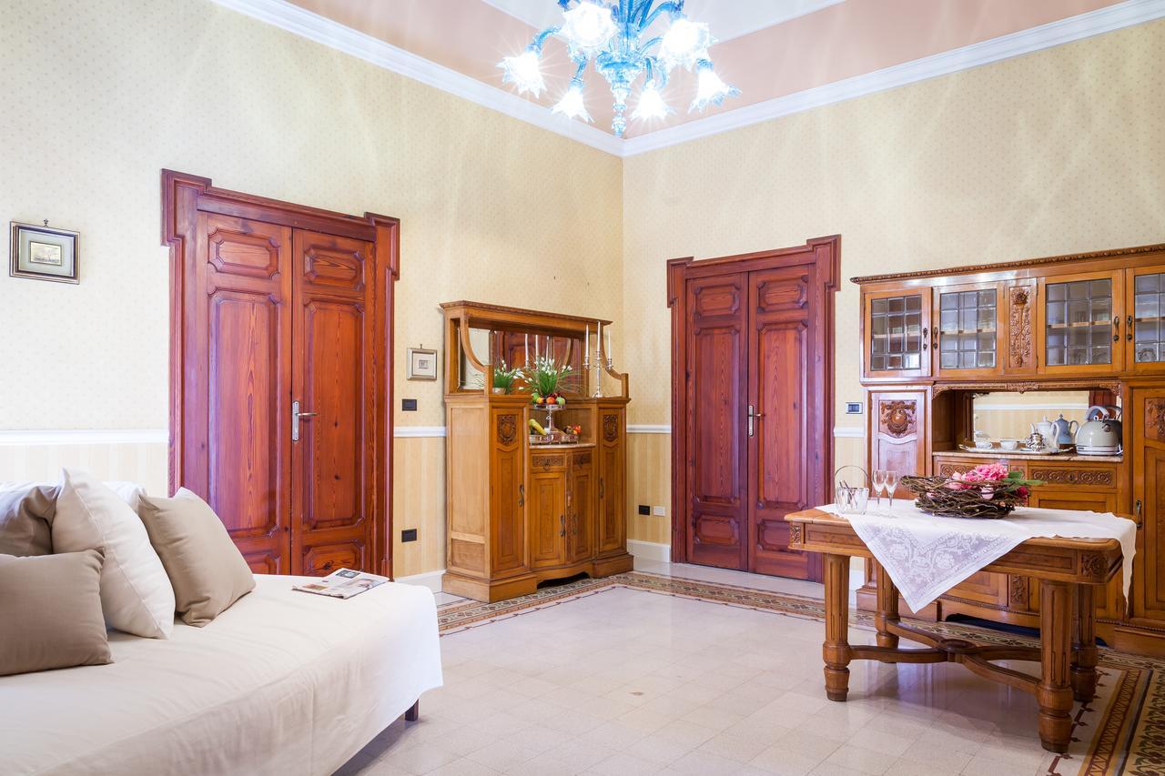 Palazzo Montalbano Bed and Breakfast Scicli Eksteriør billede